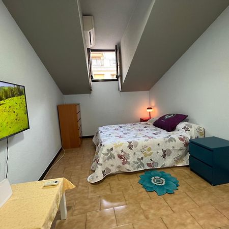 Appartamento Aparment Puerta De Sol Madrid Esterno foto