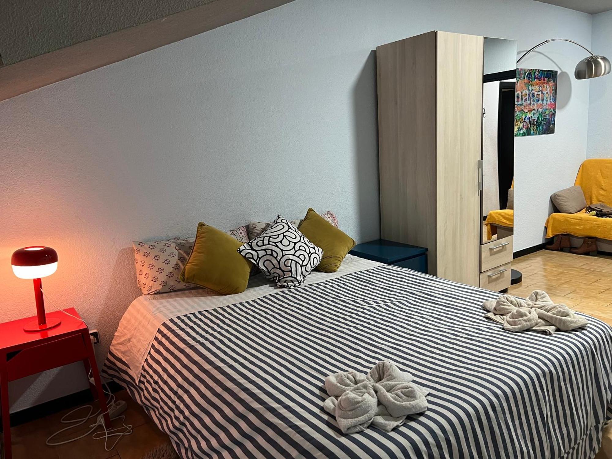 Appartamento Aparment Puerta De Sol Madrid Esterno foto